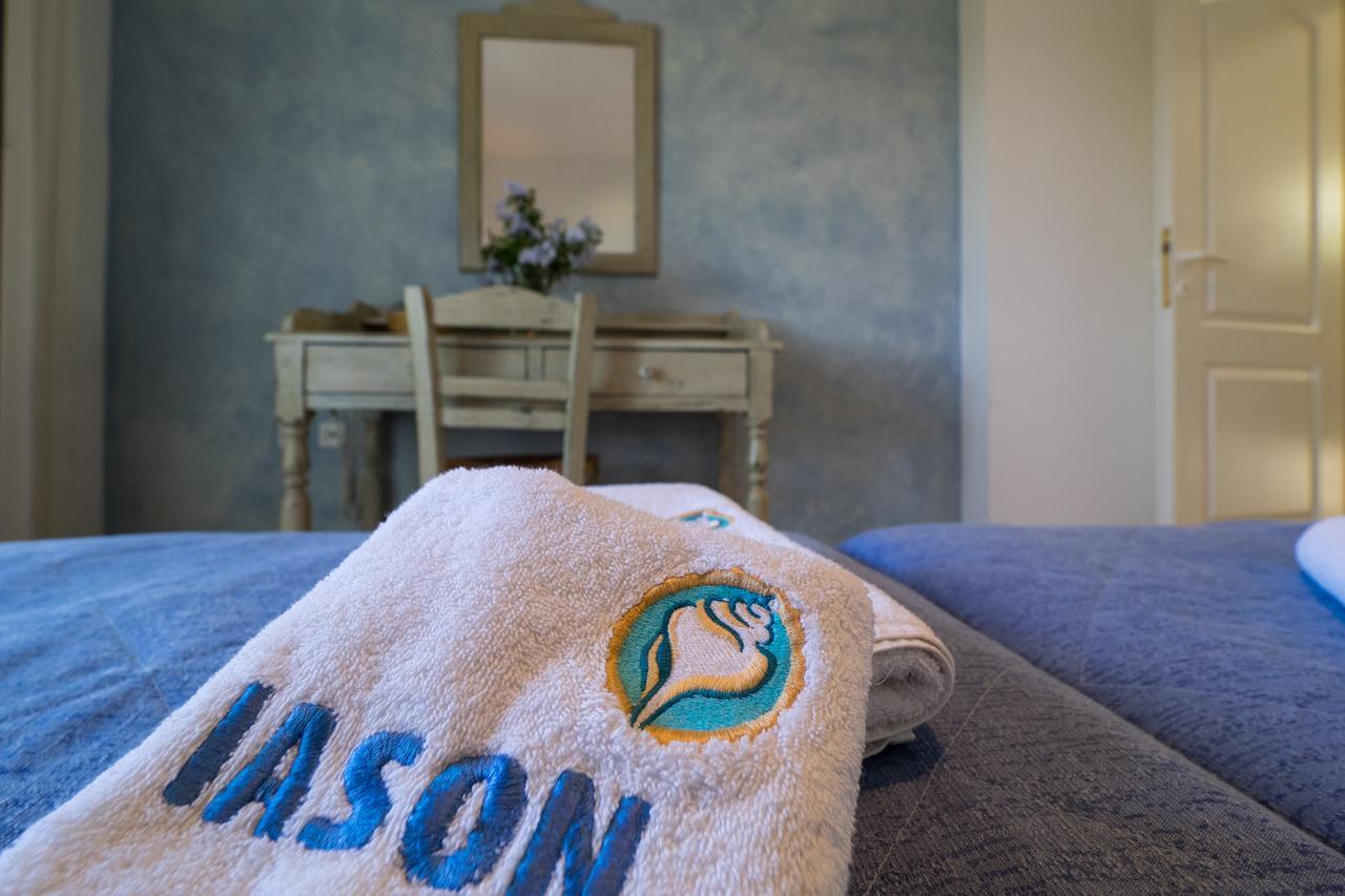 Iason Hotel Apartments Giosonas Esterno foto
